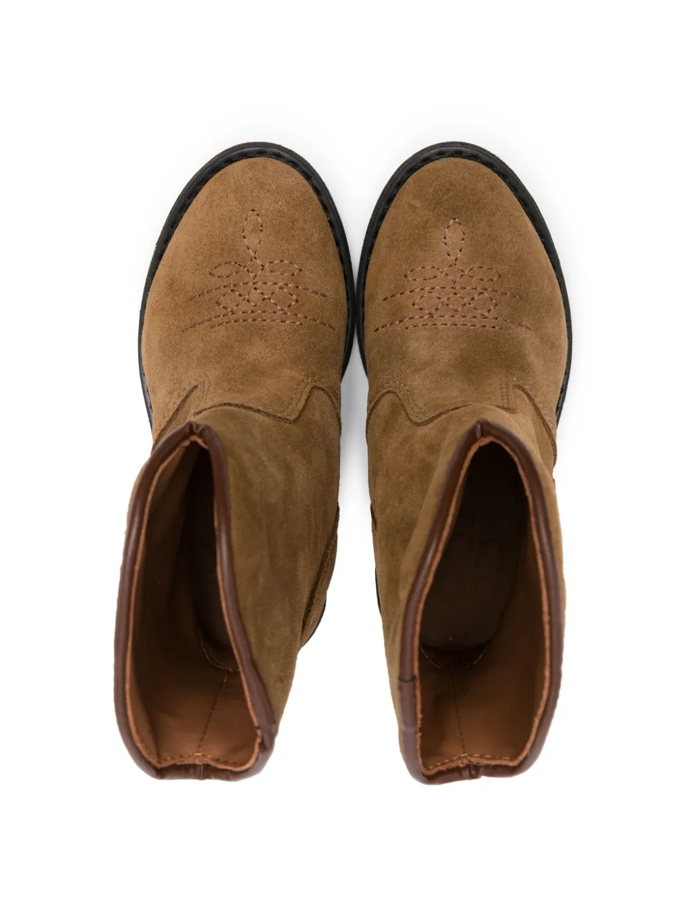 LOGO凹面压花绒面皮及踝靴