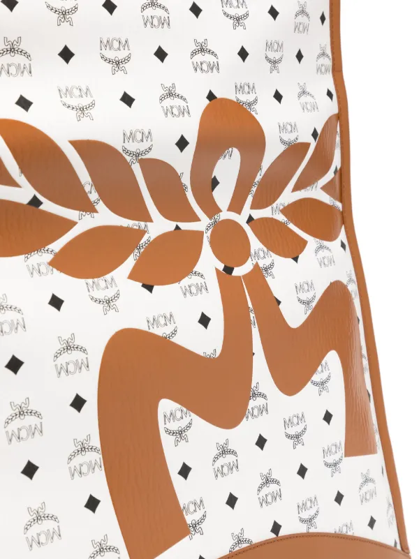 MCM extra-large Aren Mega Laurel Visetos Tote Bag | White | FARFETCH