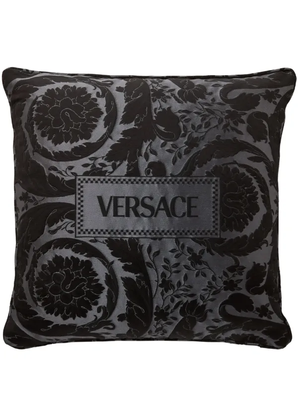 ヴェルサーチ シルククッション VERSACE ヴェルサーチ シルク