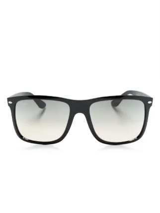 Ray-Ban