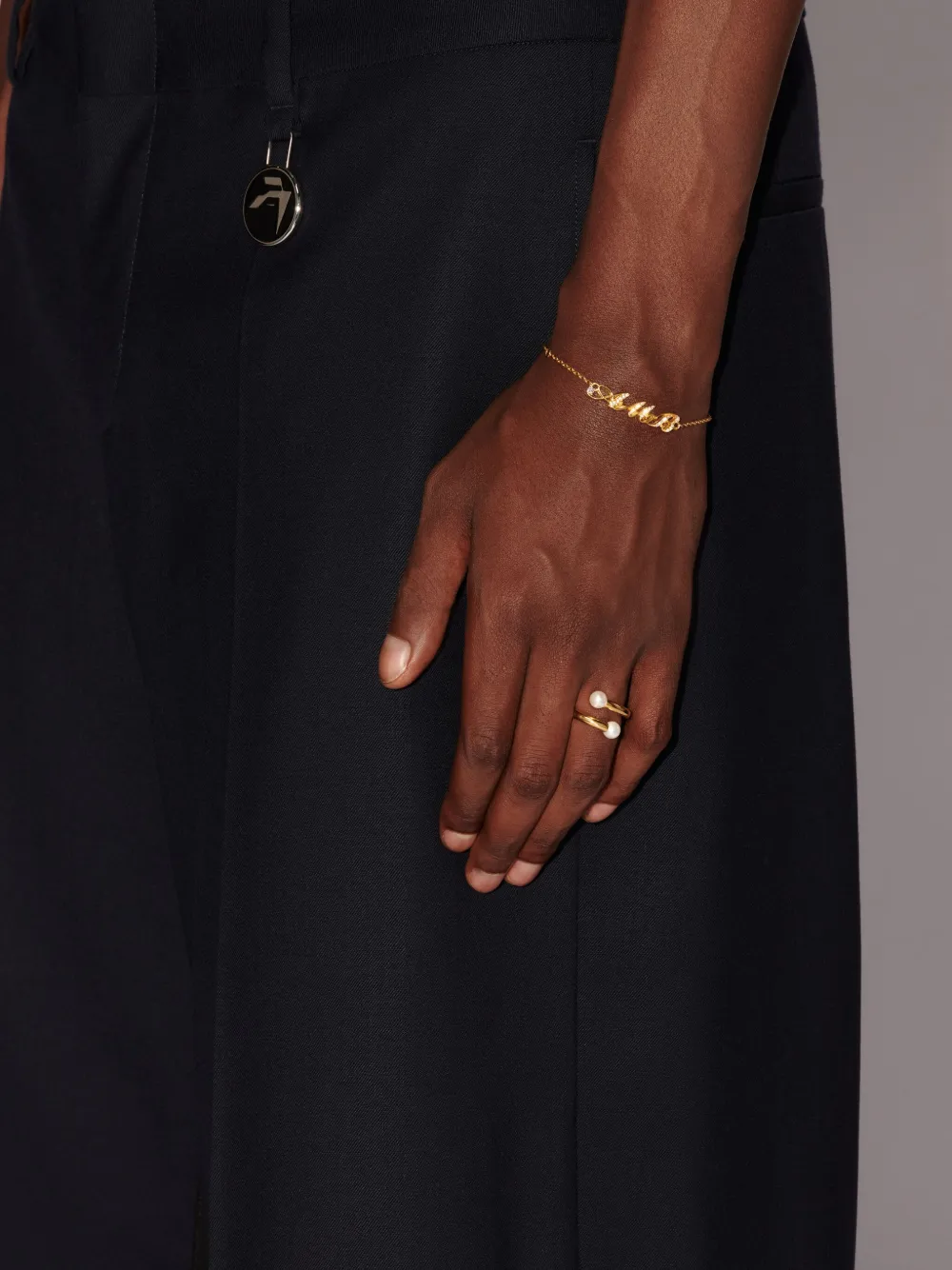 AMBUSH pulsera Initial con detalles de cristal | Hombre | Image 2