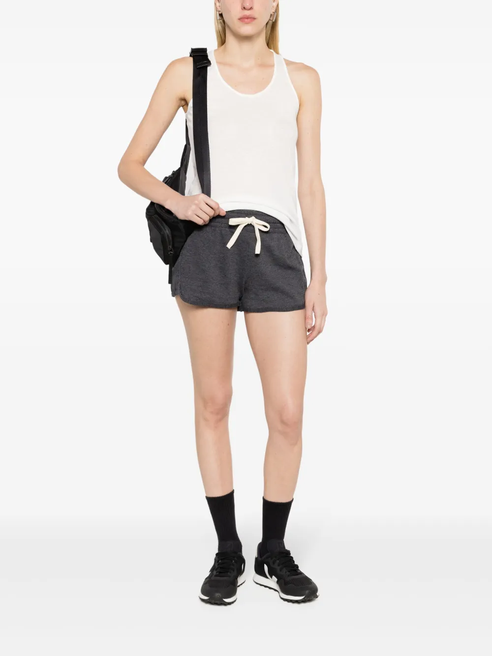 Track & Field Short esportivo com ajuste no cós | Shorts | Image 2