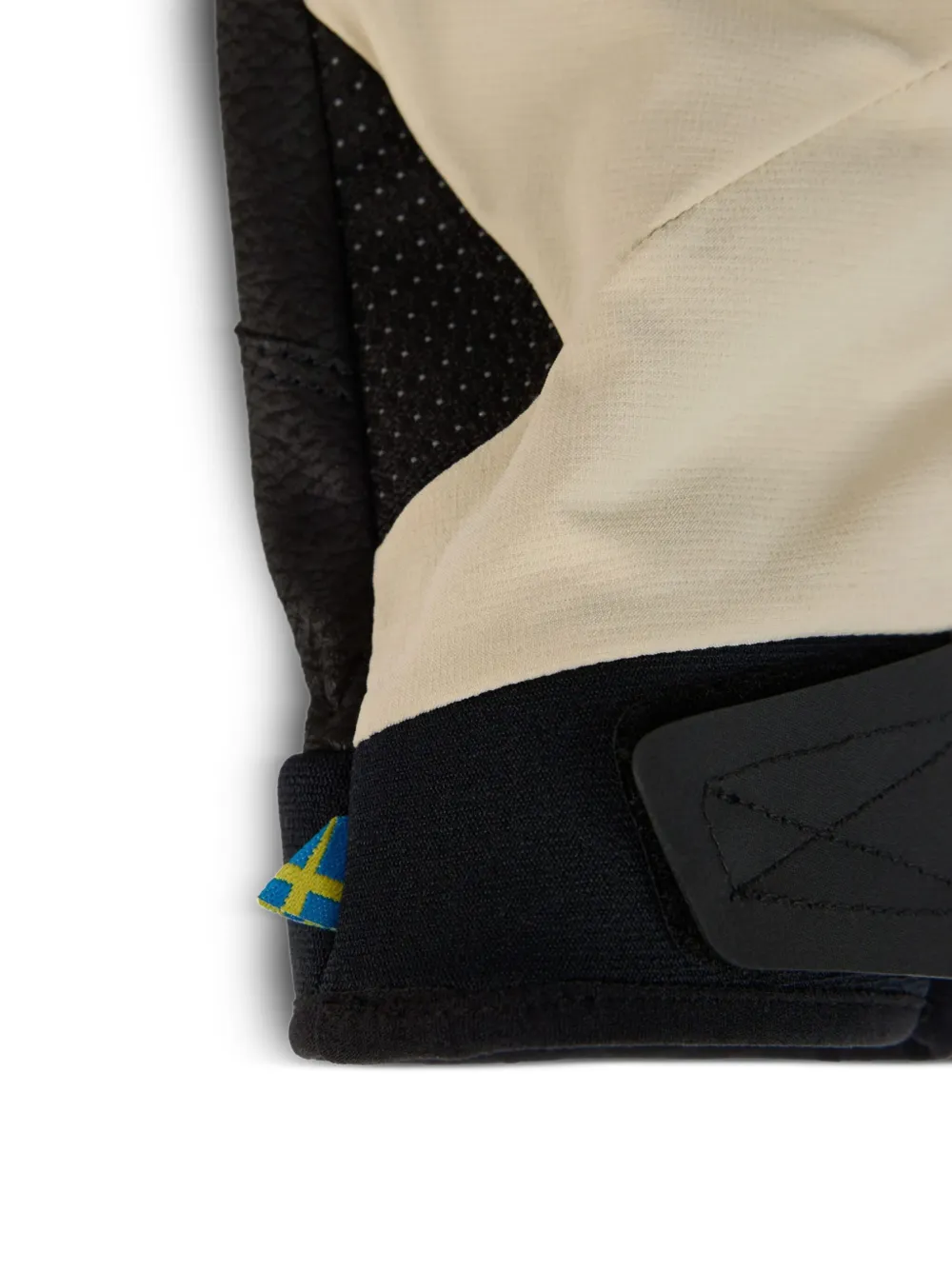 Klättermusen embroidered-logo gloves | Image 2