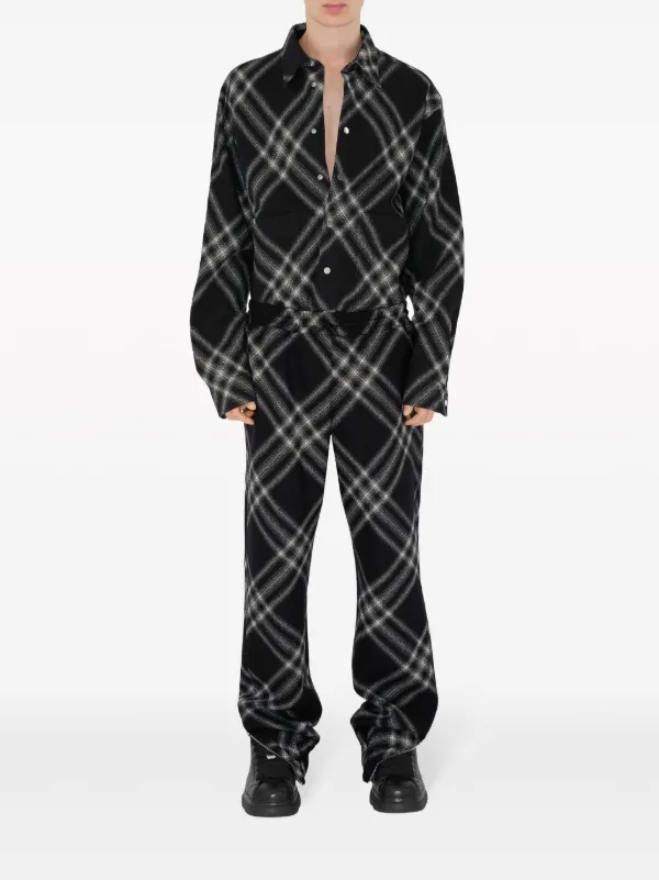 uyass 　BURBERRY バーバリー　ブラック黒　ノバチェック BURBERRY ブラックレーベル シャツ ノバチェック 黒 総柄