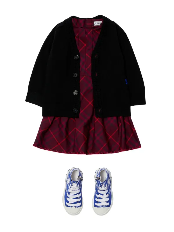 BURBERRY ブラック Vネックカーディガン 14Yサイズ BURBERRY ブラック Vネックカーディガン 14Yサイズ