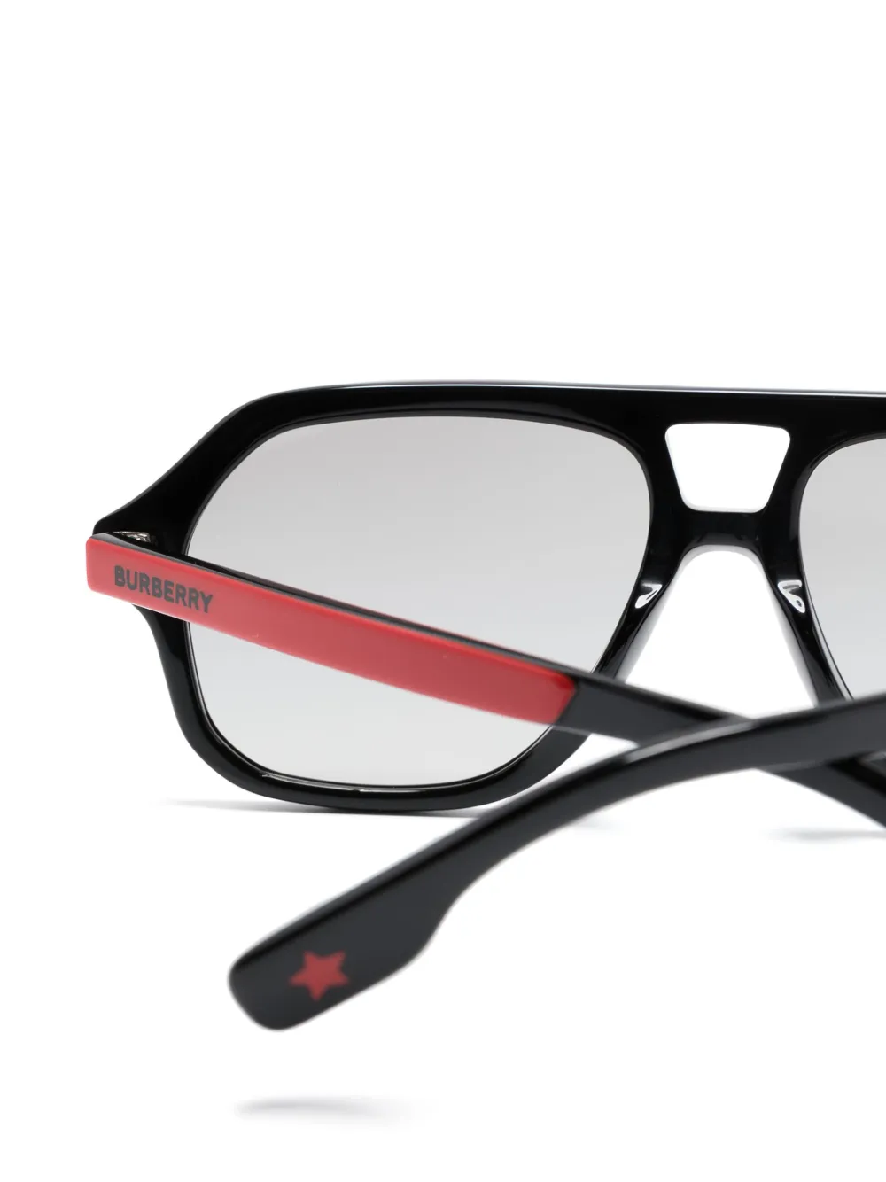 Burberry Two-tone Engraved-logo Pilot Sunglasses In Black