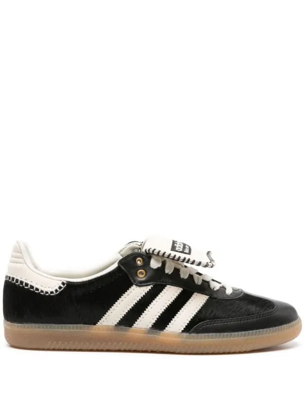 Adidas leather hotsell shoes online