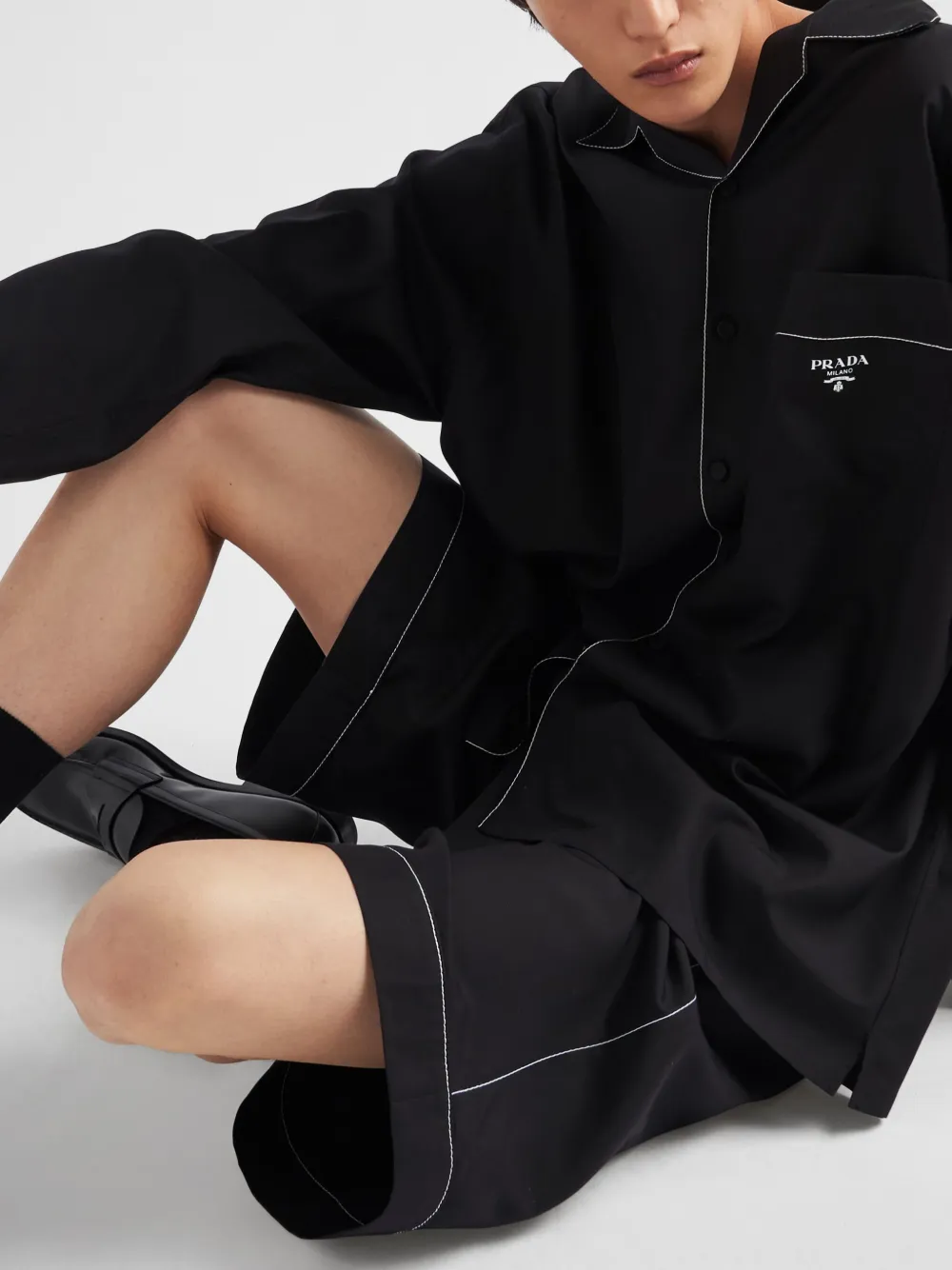 Prada Zijden bermuda shorts met contrasterende afwerking Zwart