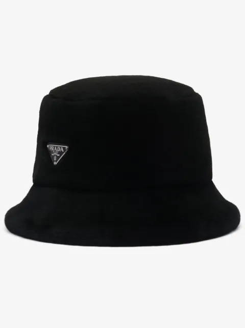 Prada gorro de pescador texturizado con logo triangular