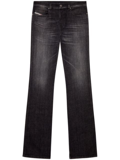 Diesel 1998 D-Buck 09H34 bootcut jeans