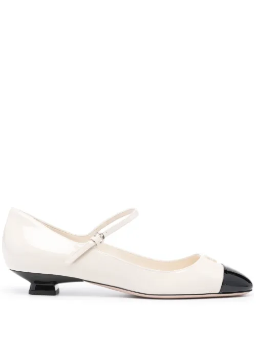 Ballerines en cuir à fini verni 40 mm - Miu Miu - Modalova