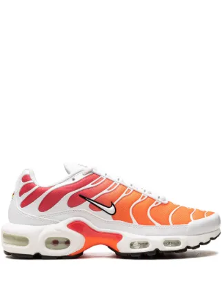 Air max plus white and deals orange