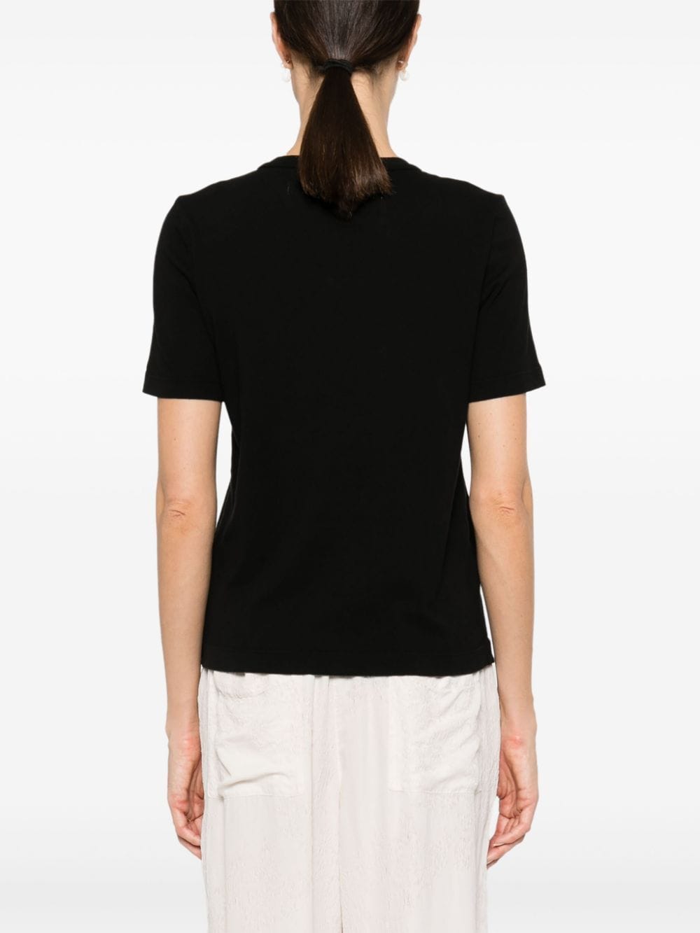 Shop Raquel Allegra Round-neck Cotton T-shirt In Black