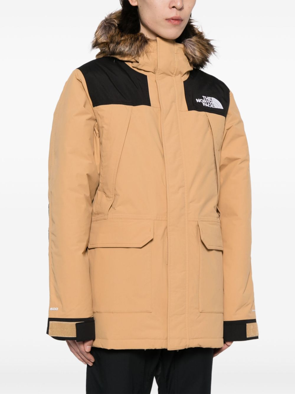 The North Face logo-embroidered hooded parka Bruin
