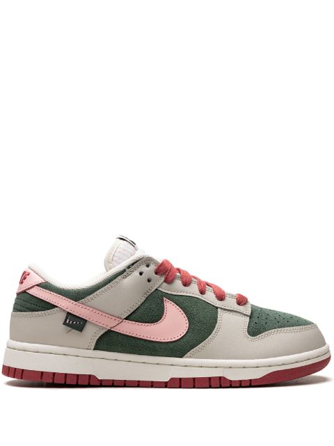 Nike Dunk Low SE "All Petals United" sneakers WOMEN