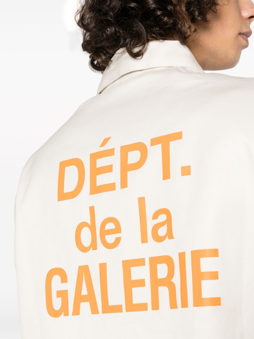 Shop Gallery Dept. Logo-print Cotton Shirt Jacket In Neutrals