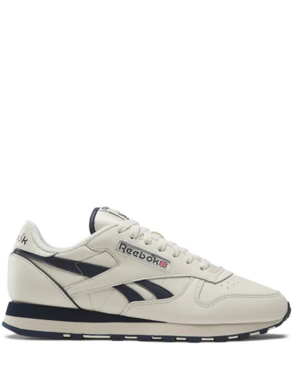 Reebok classic white retro trainers discount