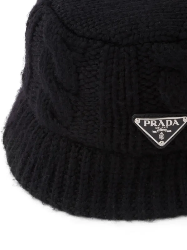 Prada logo-plaque cable-knit Bucket Hat - Farfetch