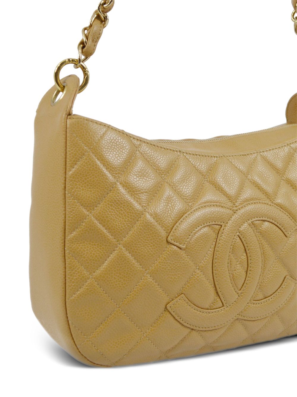 Pre-owned Chanel 2005 Diamond-quilted Shoulder Bag In Yellow