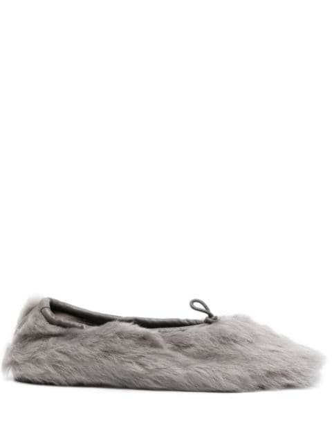 Puntera shearling ballerina shoes