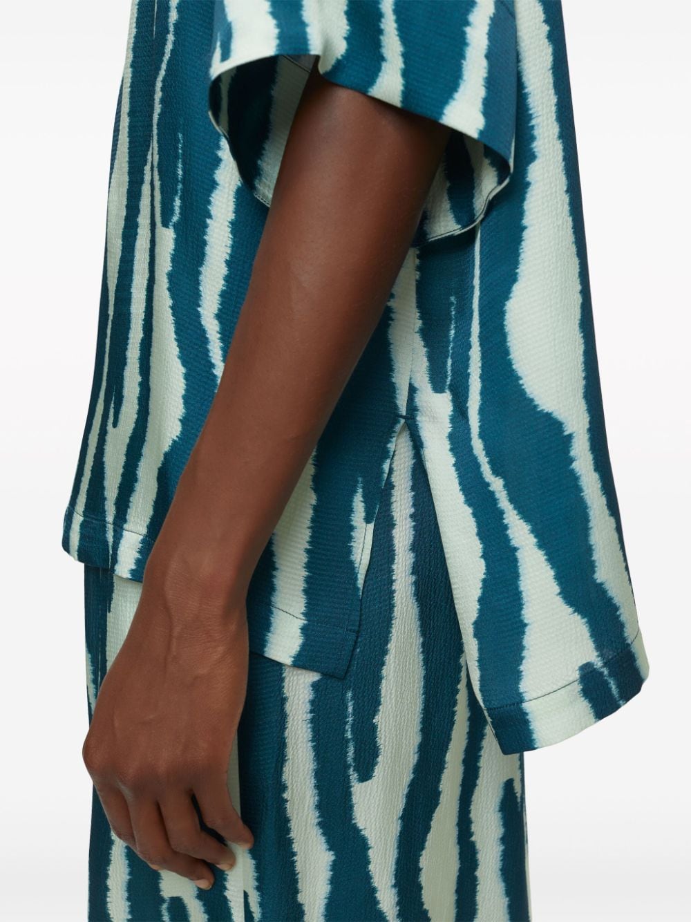 Shop Closed Abstract-print Short-sleeve Tunic In Blue