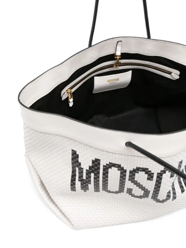 MOSCHINO MC5310PP1MOM010A 関税送料込 Moschino logo-print Interwoven Tote Bag | White | FARFETCH