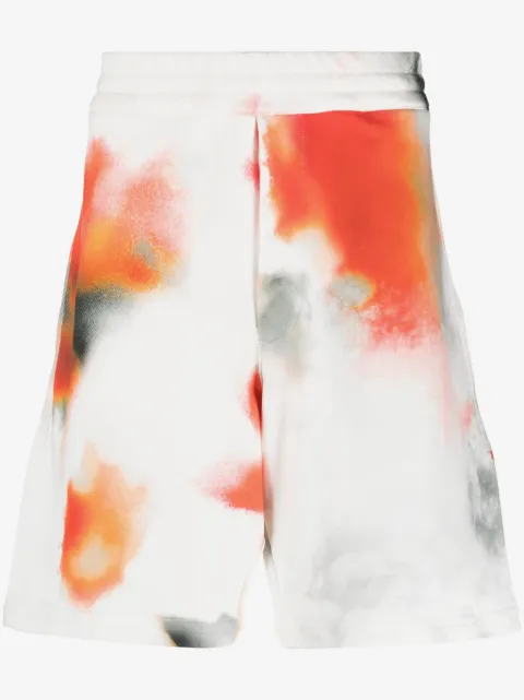 Alexander McQueen bermudas con estampado tie-dye