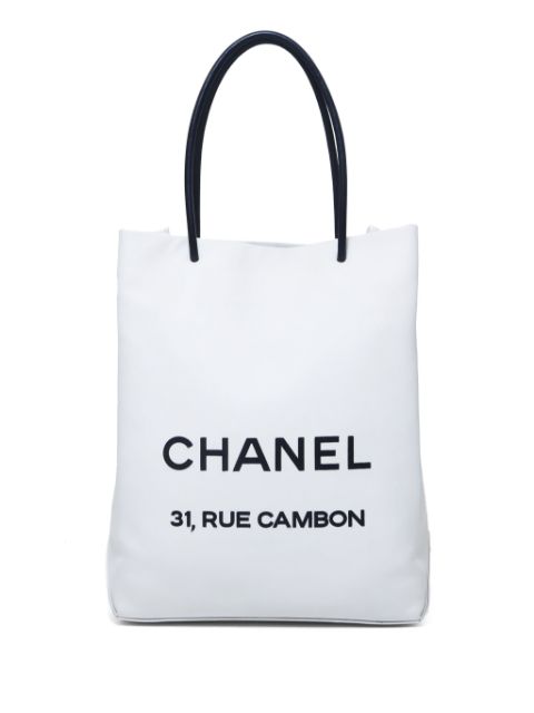 HOT SALE CHANEL 2008-2009 Essential tote bag Women