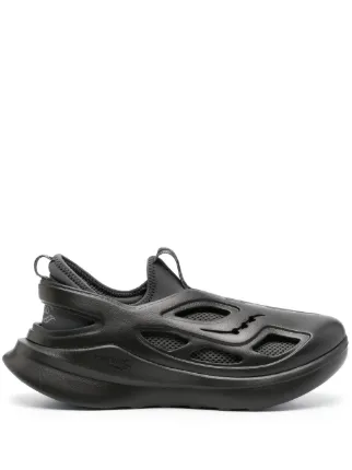Saucony