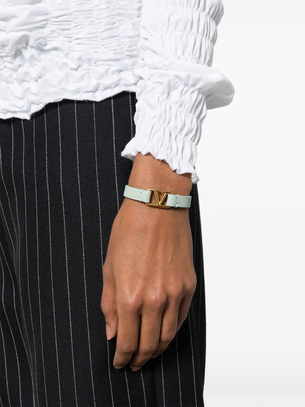 Valentino Garavani VLogo leather bracelet - Groen