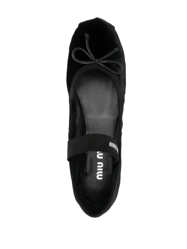 靴 miu miu Velvet Ballet Flats black Velvet ballet flats in black - Miu Miu | Mytheresa