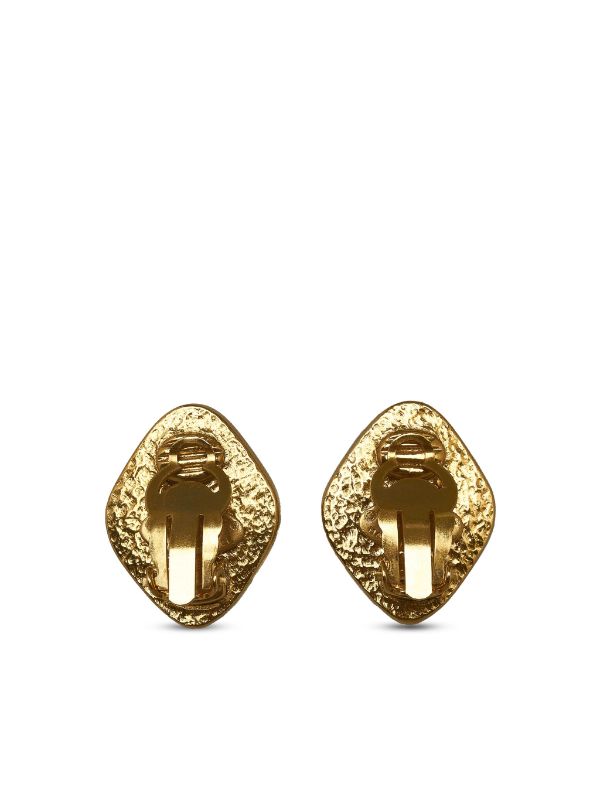 CHANEL Pre-Owned CC diamond-shaped clip-on Earrings - Farfetch