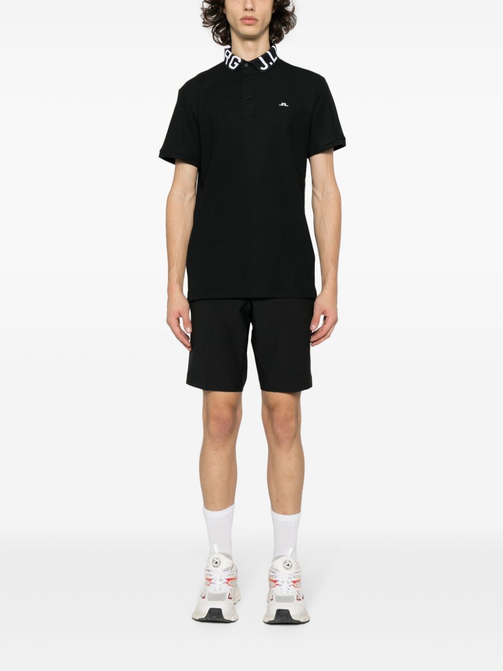 Shop J. Lindeberg Pressed-crease Button-fastening Shorts In Schwarz