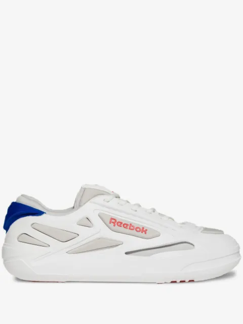 Reebok LTD Club C logo-patch sneakers 