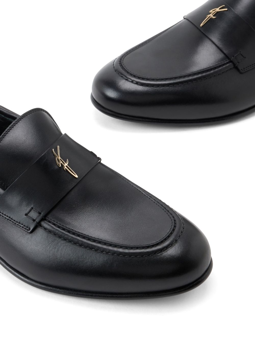 Ferragamo appliqué-logo leather loafers Black