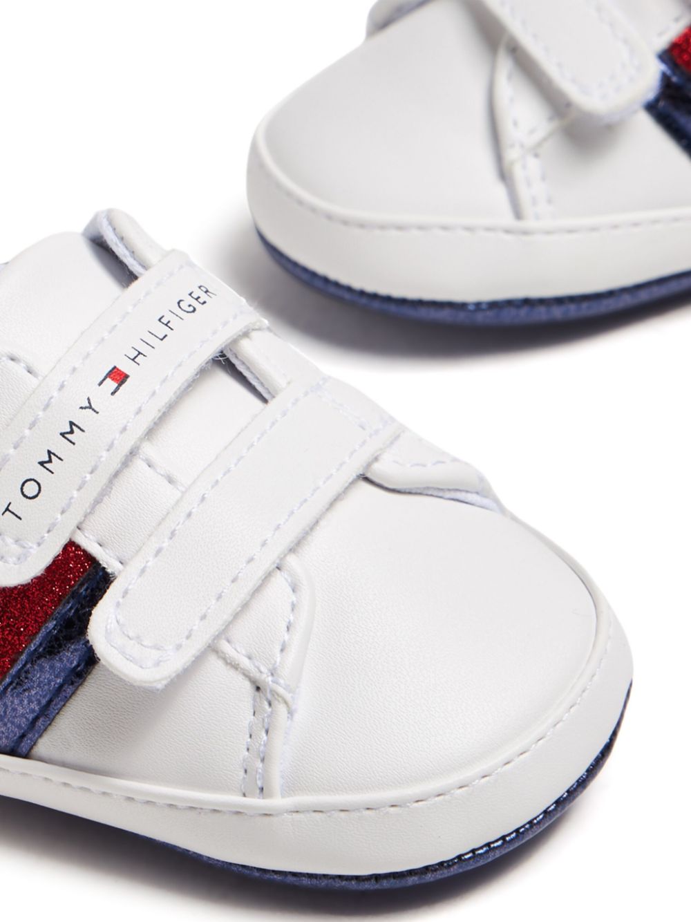 Tommy Hilfiger Junior Kiki sneakers met vlakken en vlag-applicatie Wit