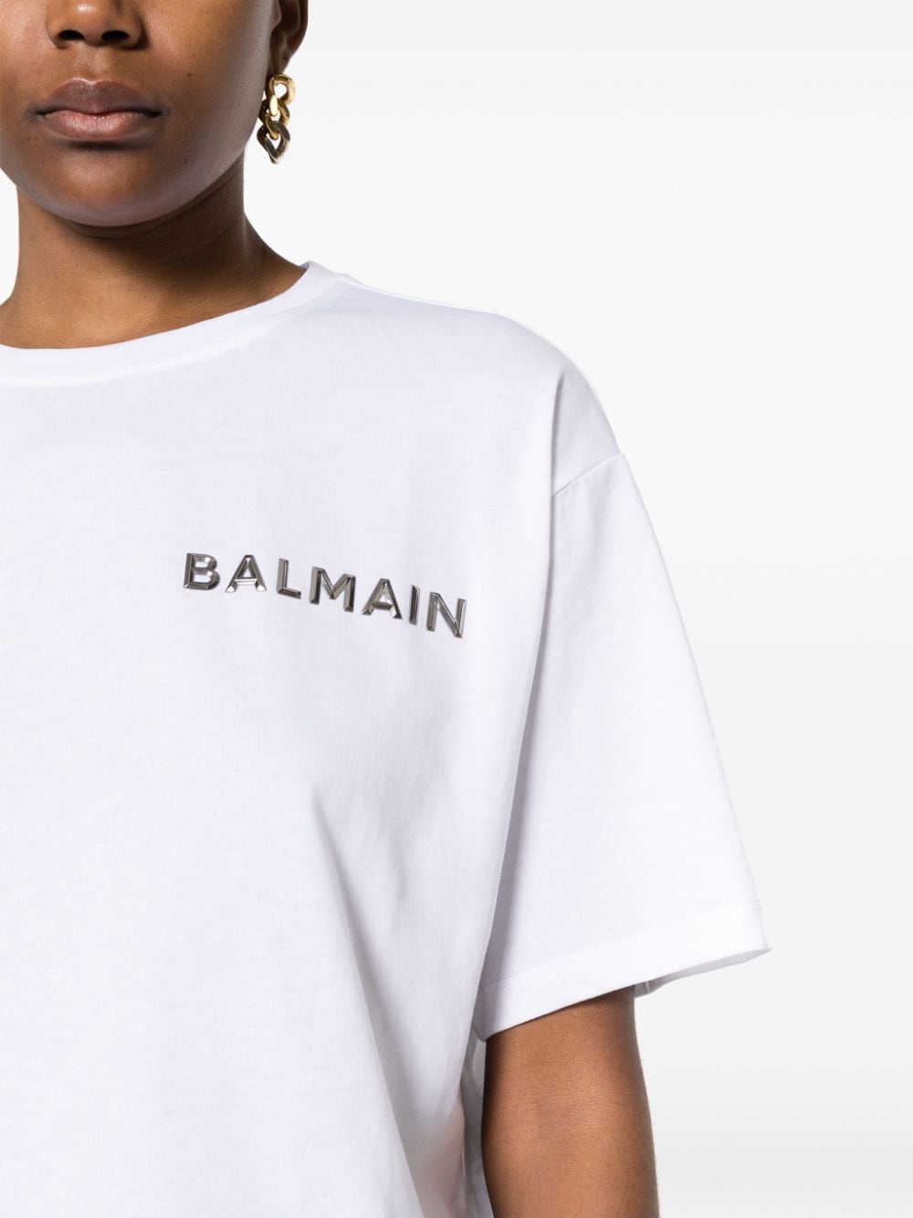 Shop Balmain Logo-appliqué Cropped T-shirt In Weiss