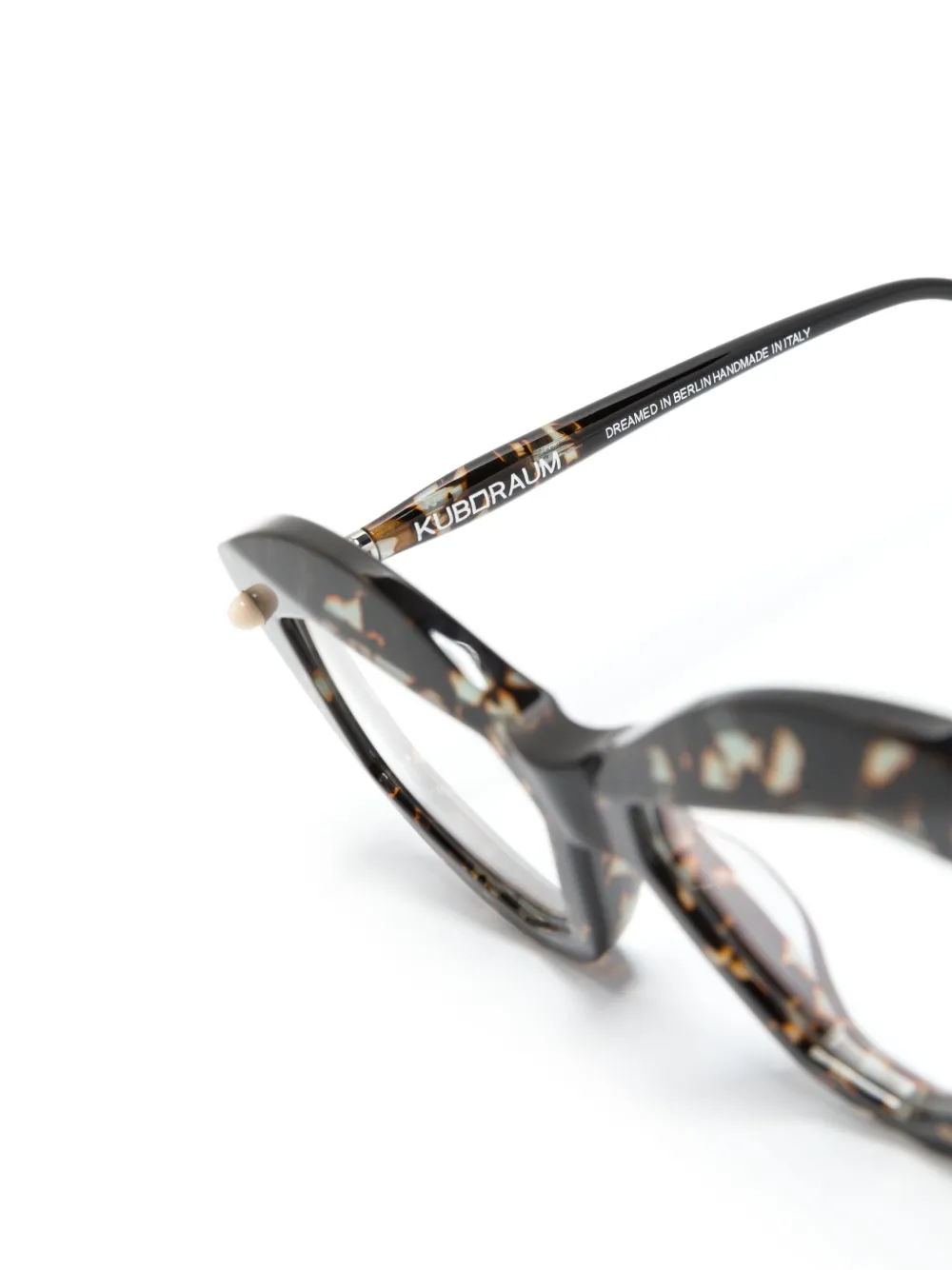 Kuboraum Mask P16 Cat-eye Glasses In Black