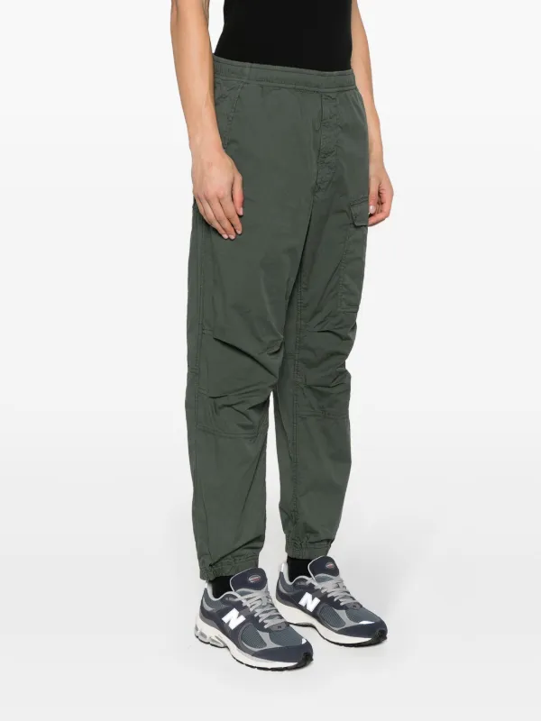 Stone Island コンパスバッジ パンツ | グリーン | FARFETCH JP