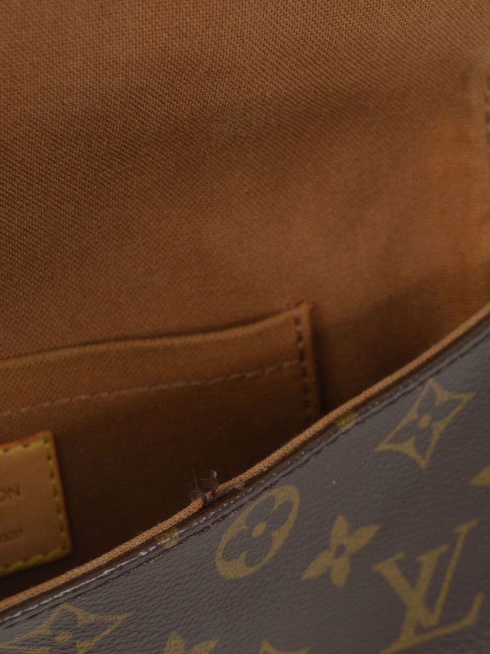 Pre-owned Louis Vuitton 2005  Pochette Marelle Belt Bag In Brown