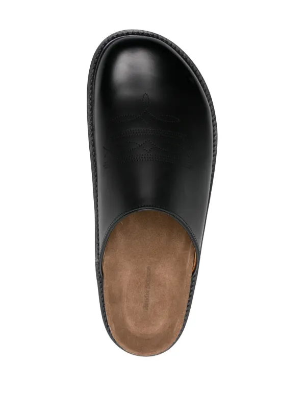 Hender Scheme Comfy Cheak Leather Slides | Black | FARFETCH IL Hender Scheme Comfy Cheak Leather Slides | Black | FARFETCH IL