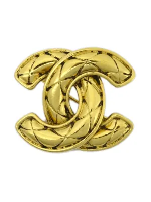 Chanel Pre-Owned ターンロックロゴ ブローチ 通販 - FARFETCH