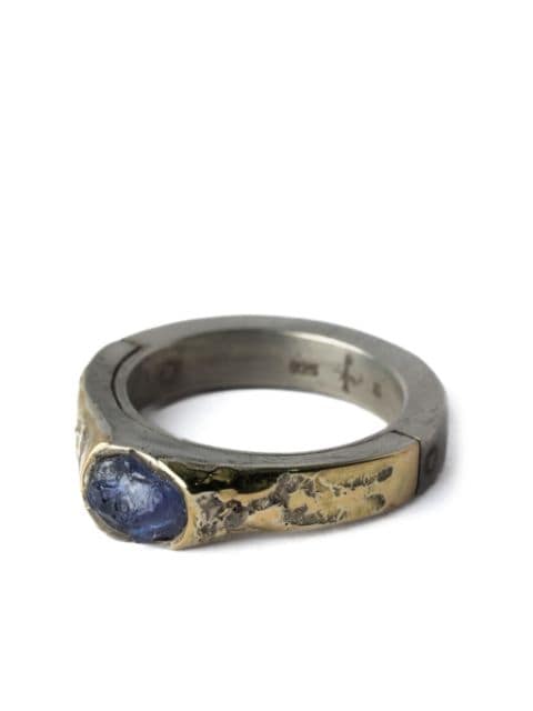 18kt yellow gold Sistema tanzanite ring