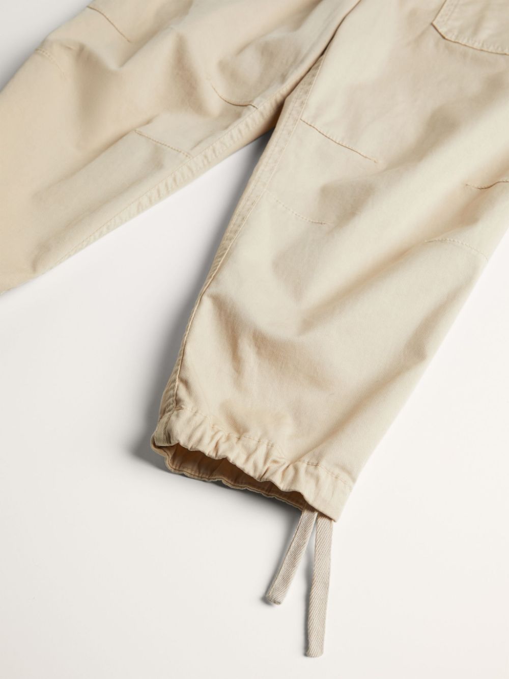 Shop Brunello Cucinelli Elasticated-cuffs Casual Trousers In Neutrals