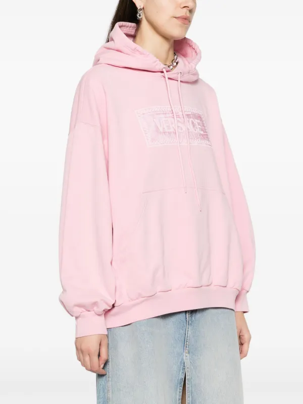 【送料&関税込】Versace Logo Hoodie Versace logo-print Cotton Hoodie | Black | FARFETCH