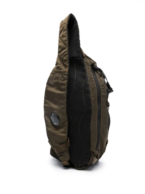 Crossbody rucksack top