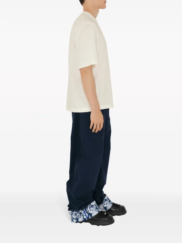 【関税＆送料込み】Burberry T-Shirt With Ekd Patch 22399588_52428155_600.jpg