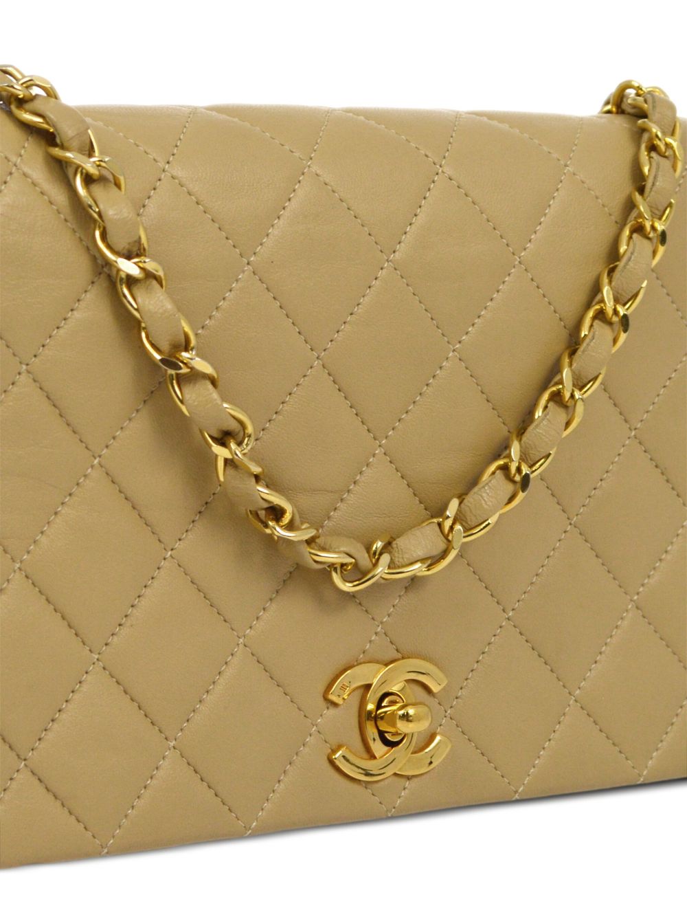 CHANEL 1990 diamond-quilted shoulder bag Women