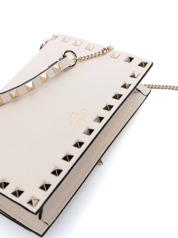 【関税&送料込】Valentino Garavani Ivory Leather Rockstud Ea Valentino Garavani Small Rockstud Leather Crossbody Bag