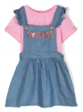 Moschino Kids logo-print denim overall dress - Pink